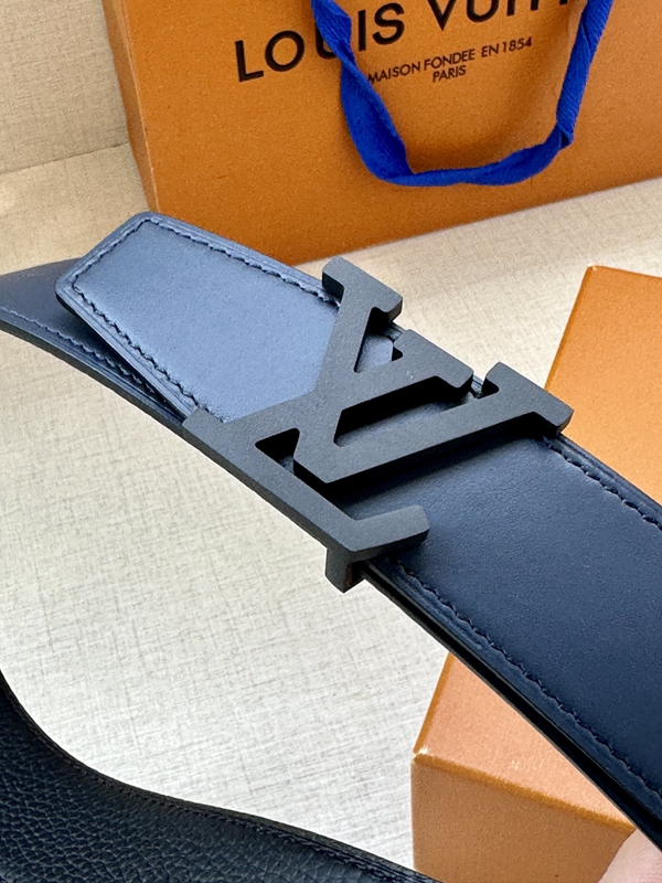 激安ルイヴィトンベルト背面デザイン